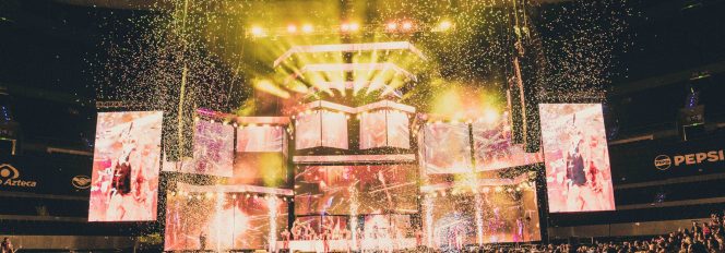 Con rotundo éxito La Banda El Recodo de Cruz Lizárraga regresó a la Arena Ciudad de México